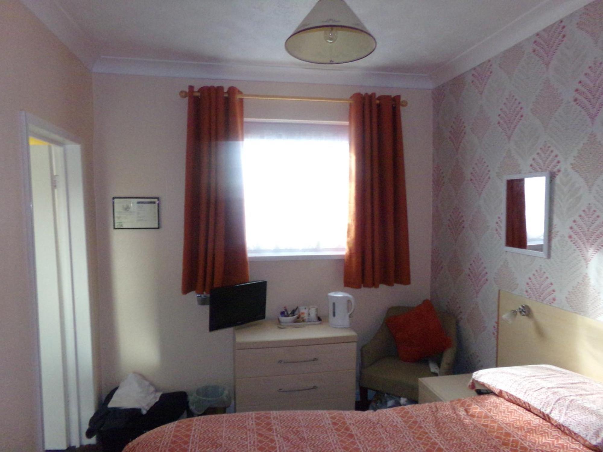 St Annes Bed & Breakfast Горад Грэйт Ярмут Екстериор снимка
