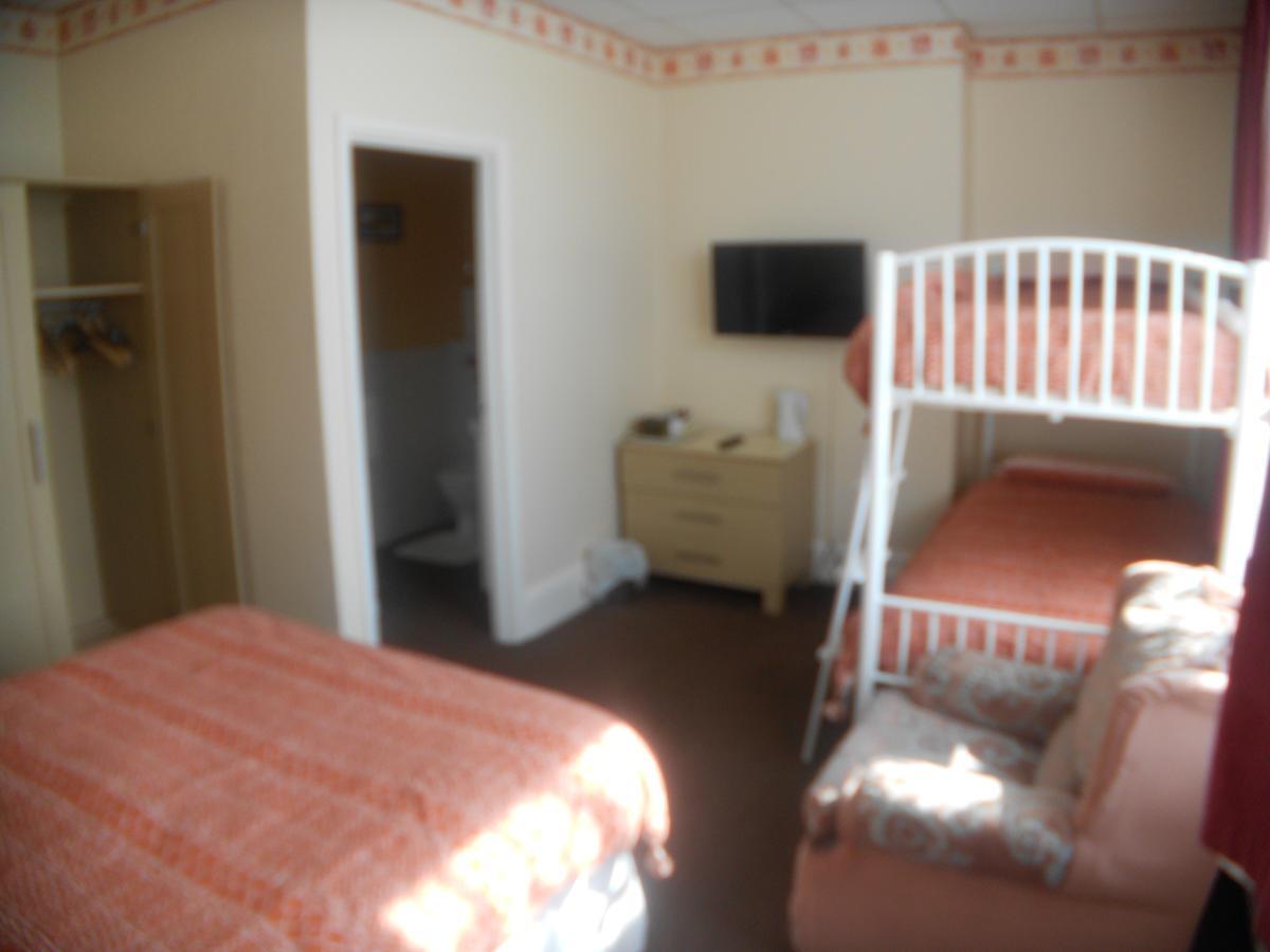 St Annes Bed & Breakfast Горад Грэйт Ярмут Екстериор снимка