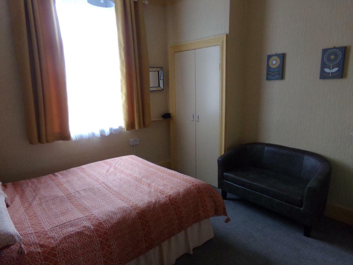 St Annes Bed & Breakfast Горад Грэйт Ярмут Екстериор снимка